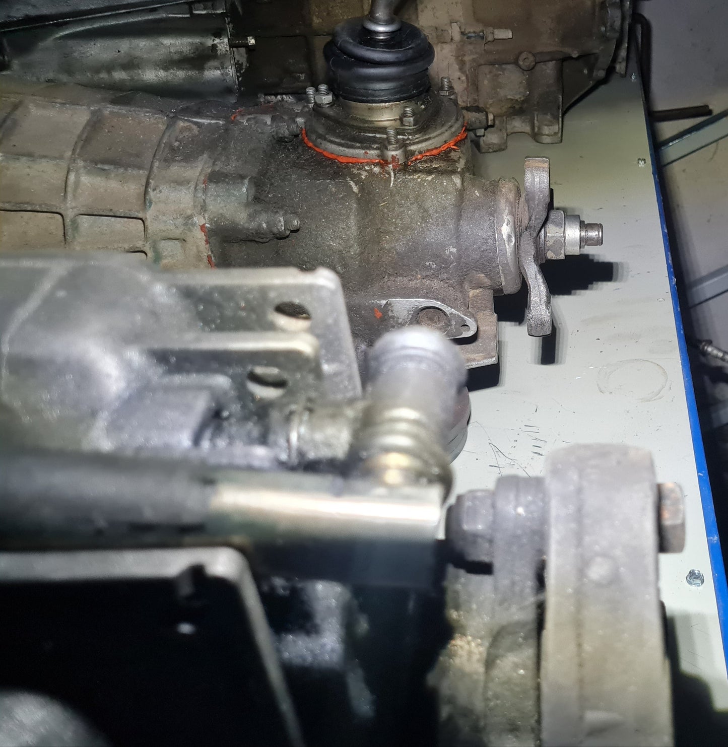 Lada Niva + bmw e36, e46 gearbox + VW 1.9 tdi, 1.8t Adapter